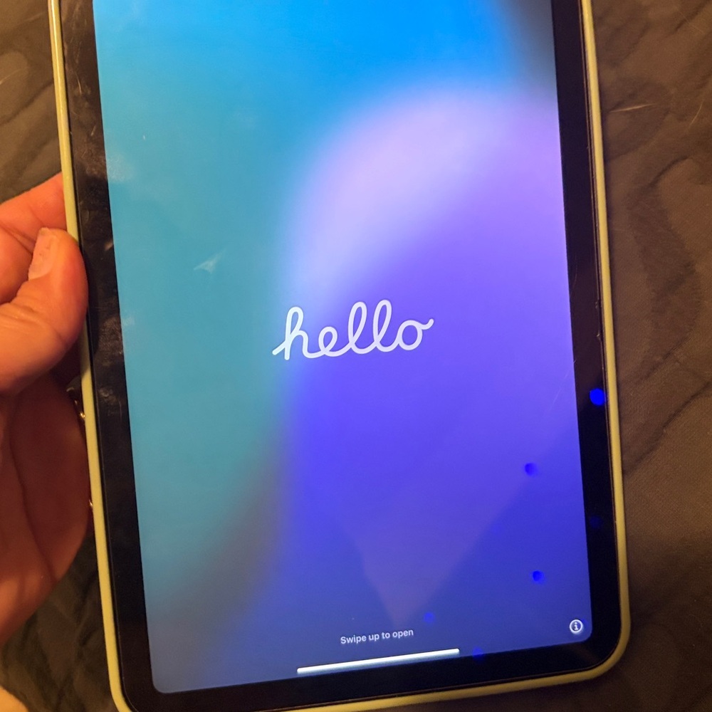 Apple iPad mini (6th gen)
Like new condition